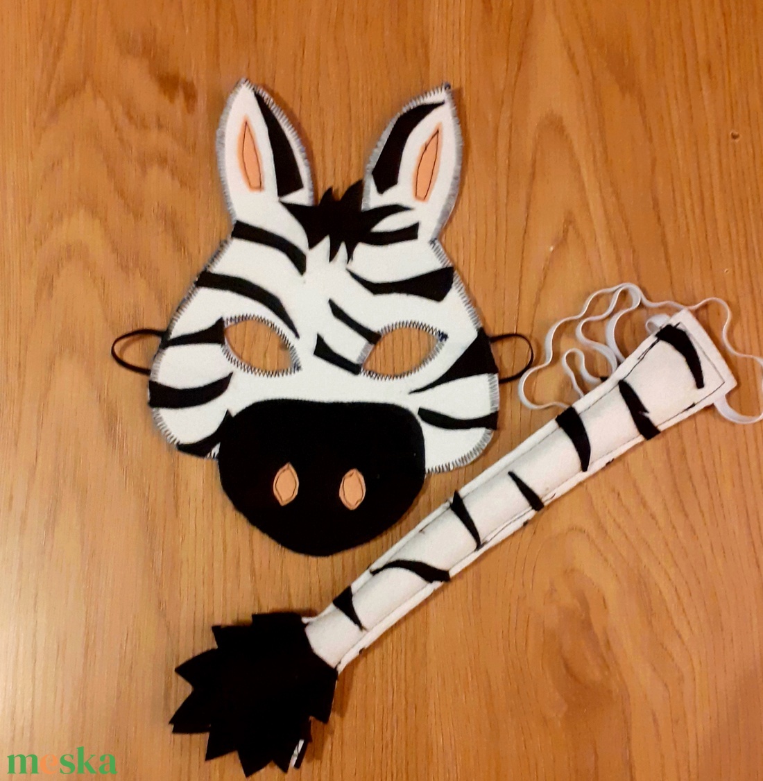 Zebra álarc és farok filcből - ruha & divat - jelmez & álarc - álarc - Meska.hu