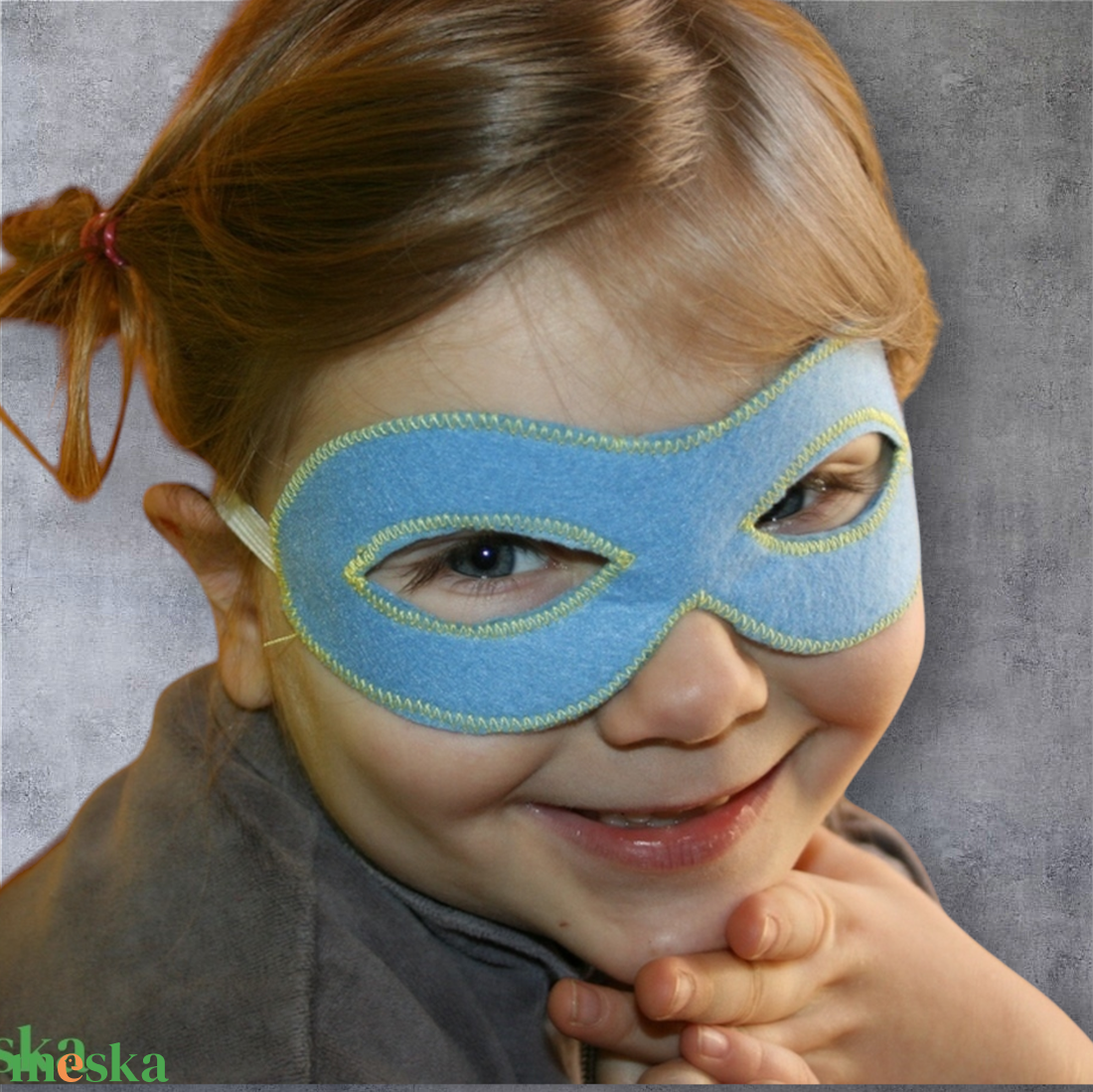 Fekete szuperhős álarc filcből - ruha & divat - jelmez & álarc - álarc - Meska.hu