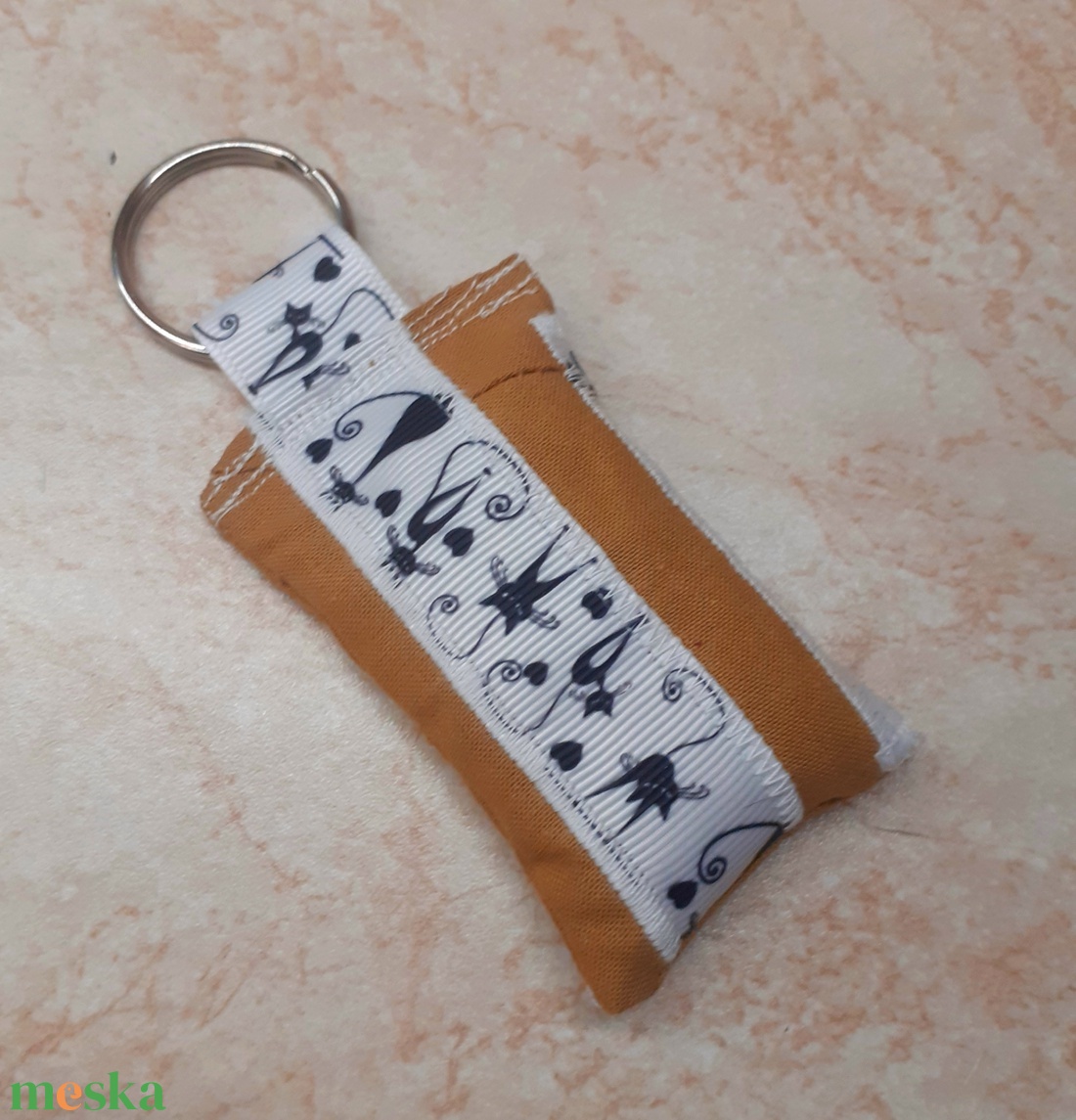 Cicás Textil kulcstartó - táska & tok - kulcstartó & táskadísz - kulcstartó - Meska.hu Cicás Textil kulcstartó - táska & tok - kulcstartó & táskadísz - kulcstartó - Meska.hu
