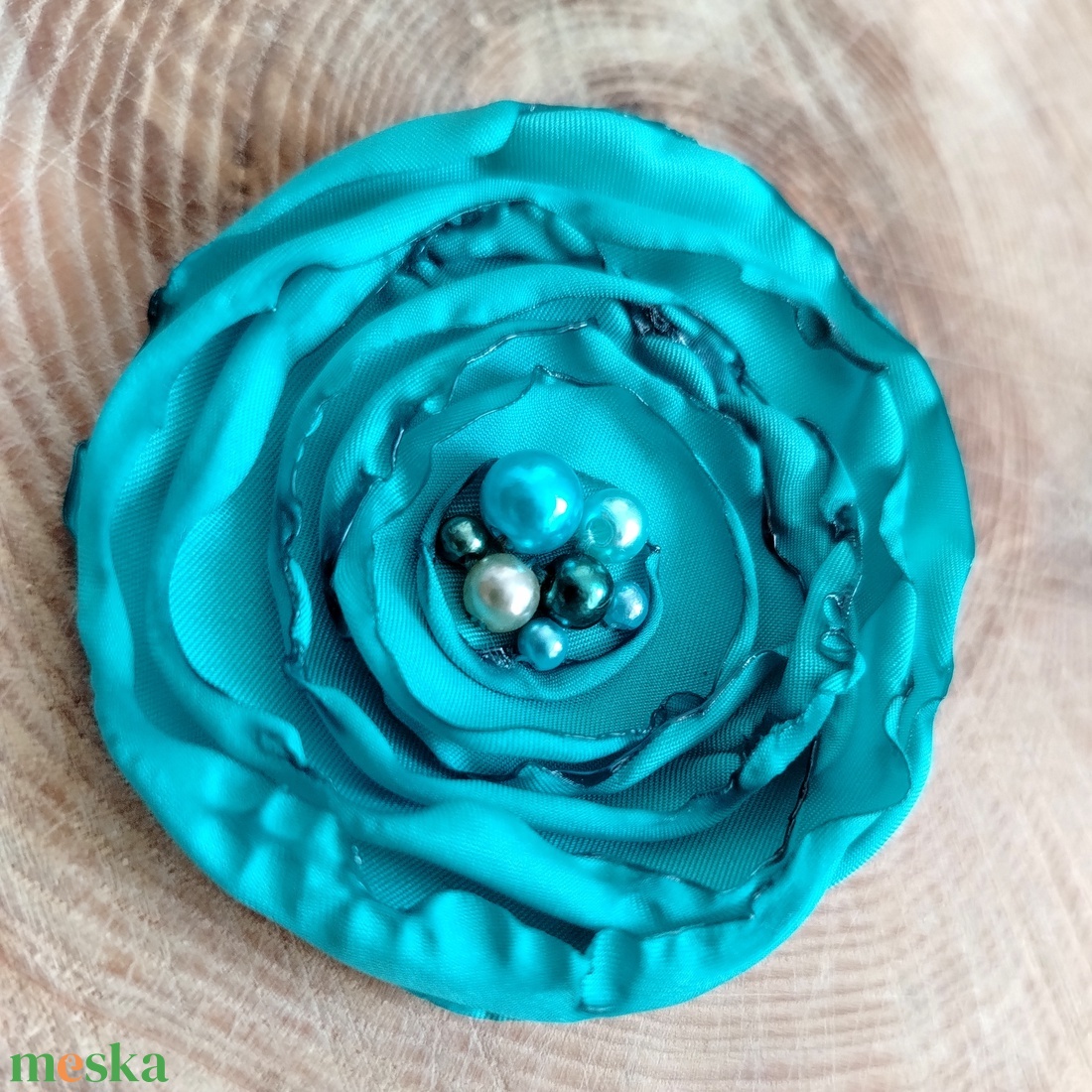  Türkisz virág kitűző - ékszer - kitűző és bross - Meska.hu