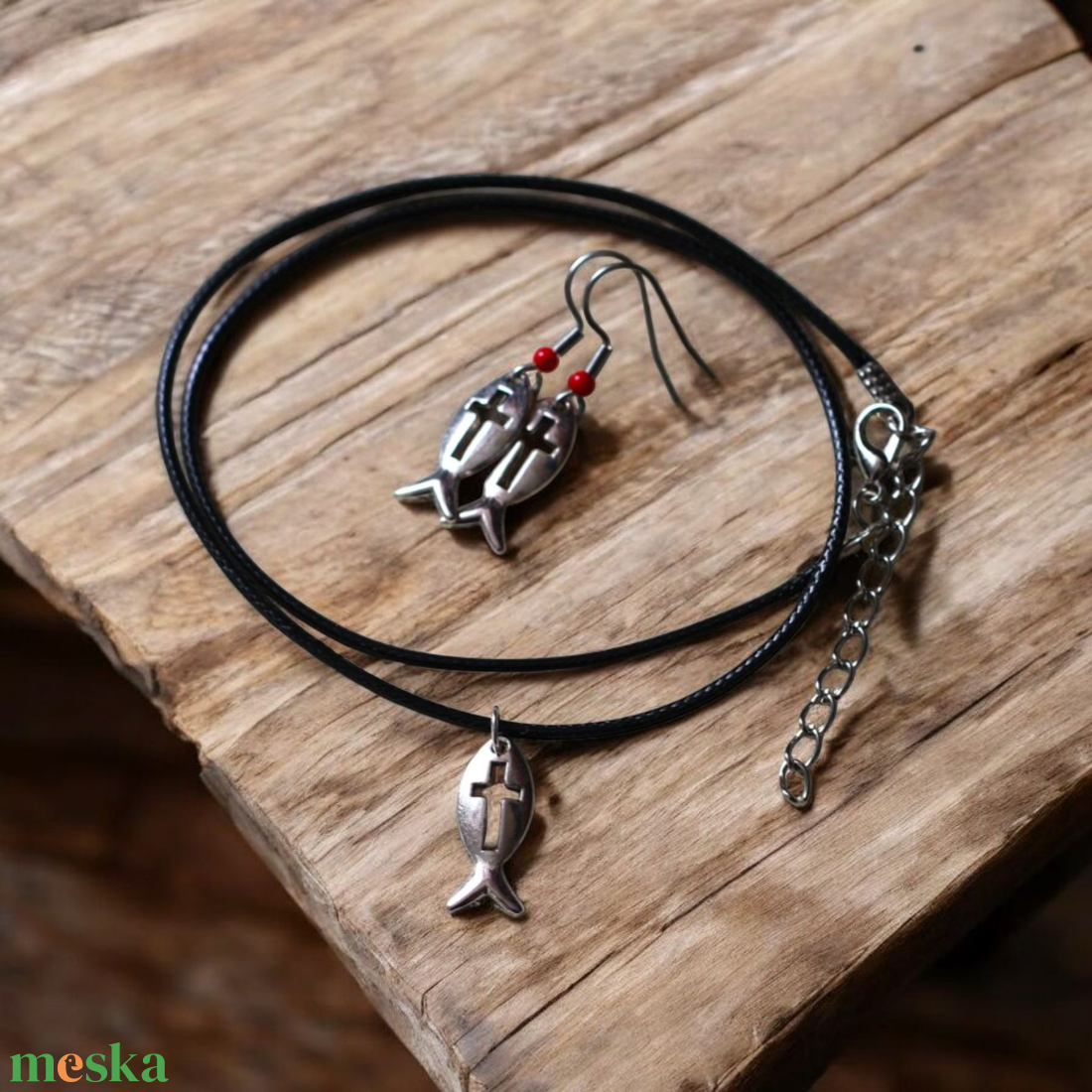 Keresztény halacska medál és  fülbevaló  szett - ékszer - ékszerszett - Meska.hu