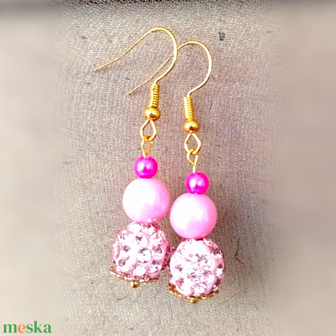 Rózsaszín pink rosegold Gyöngyös kézműves fülbevaló - ékszer - fülbevaló - lógó fülbevaló - Meska.hu Rózsaszín pink rosegold Gyöngyös kézműves fülbevaló - ékszer - fülbevaló - lógó fülbevaló - Meska.hu