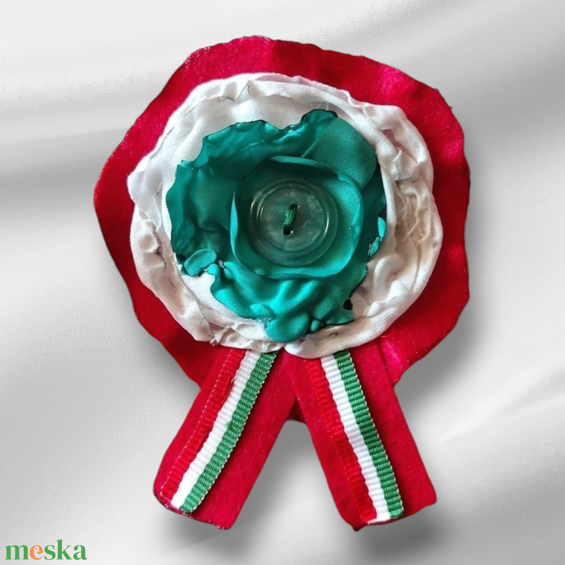 kitűző Kokárda - ékszer - kitűző és bross - Meska.hu kitűző Kokárda - ékszer - kitűző és bross - Meska.hu