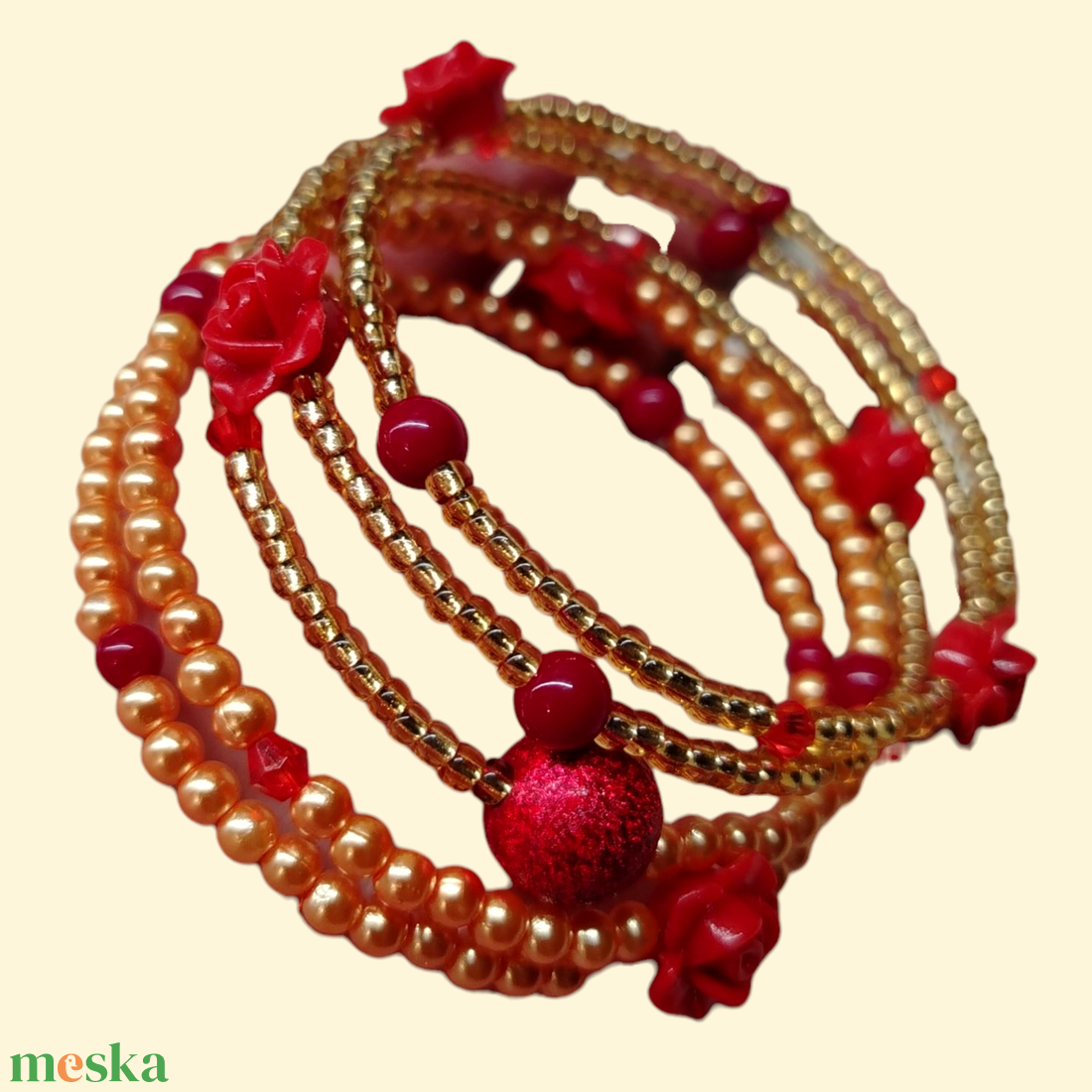 Piros rózsás memoria karkötő  - ékszer - karkötő - memóriadrótos karkötő - Meska.hu