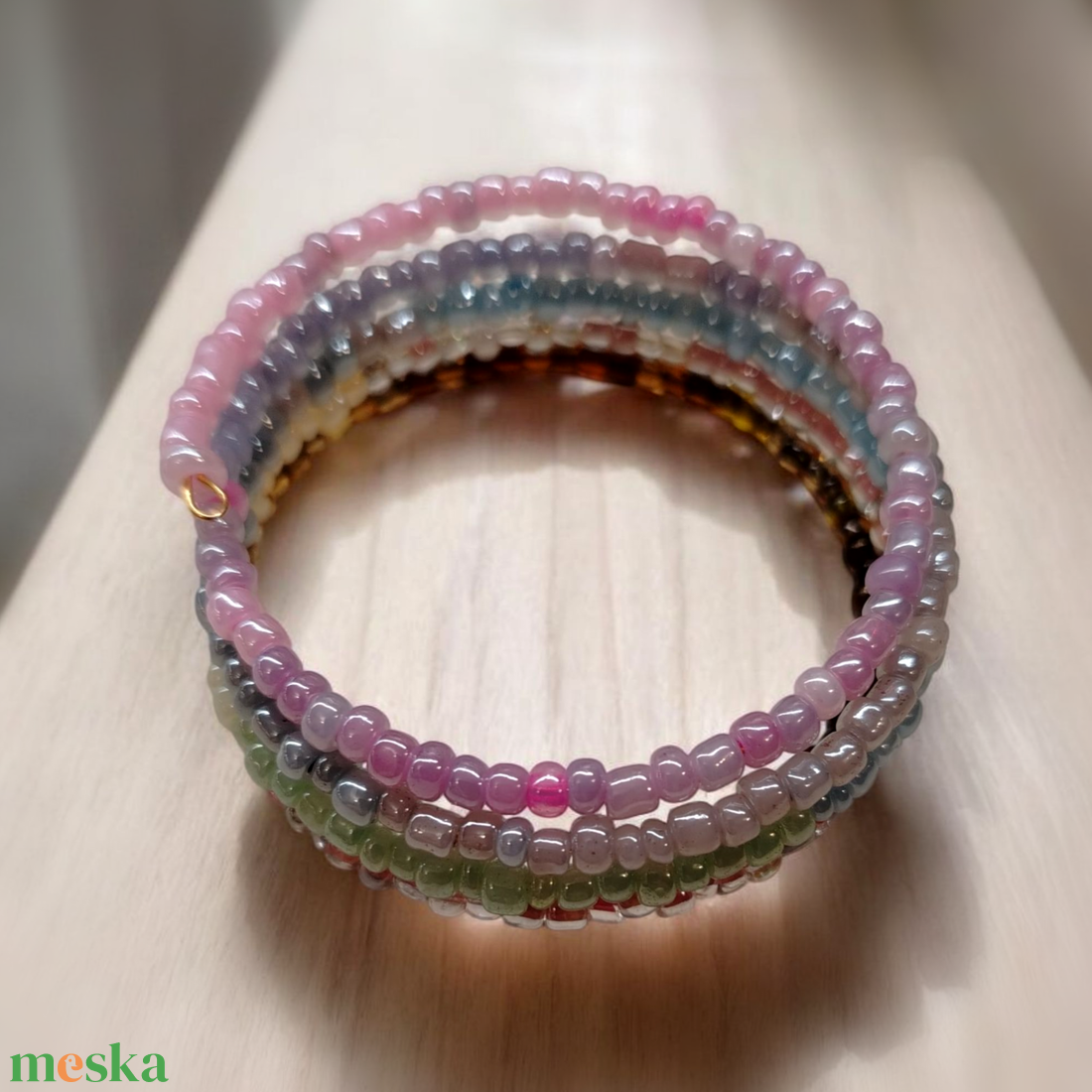  színátmenetes memoria karkötő  - ékszer - karkötő - memóriadrótos karkötő - Meska.hu