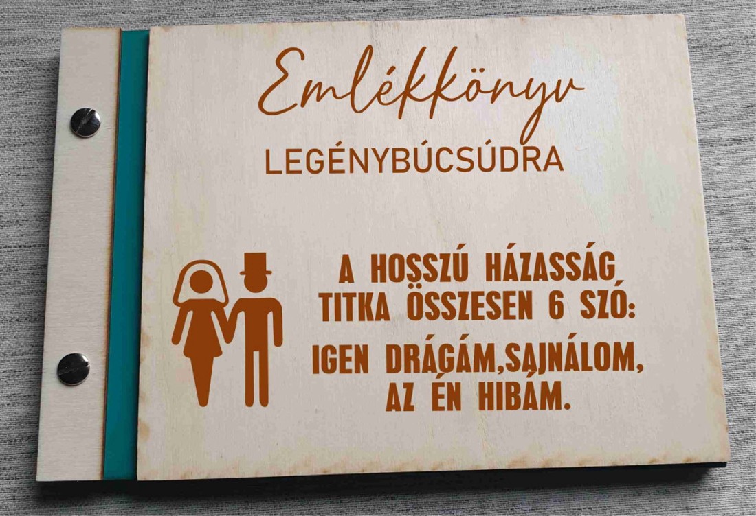 Legénybúcsú emlékkönyv, gravírozott fa borítású  - esküvő - legénybúcsú - Meska.hu