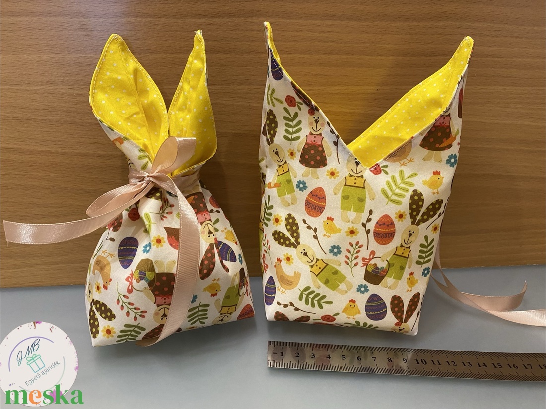 Nyuszifüles húsvéti ajándéktartó zsák - ünnepi díszek, dekorációk - húsvéti díszek és dekorációk - húsvéti ajándékátadó - Meska.hu