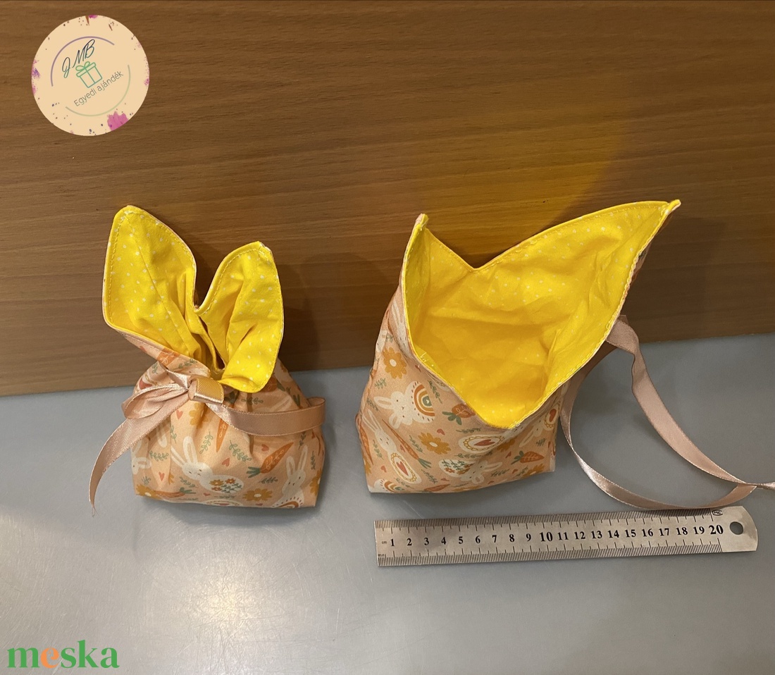 Nyuszifüles húsvéti ajándéktartó - ünnepi díszek, dekorációk - húsvéti díszek és dekorációk - húsvéti ajándékátadó - Meska.hu