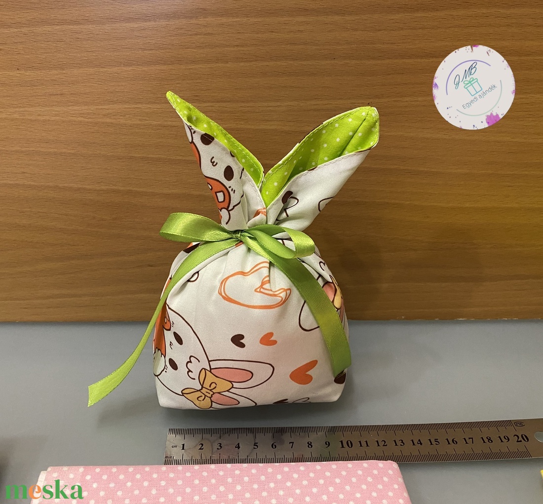 Nyuszifüles ajándéktartó zsák - ünnepi díszek, dekorációk - húsvéti díszek és dekorációk - húsvéti ajándékátadó - Meska.hu