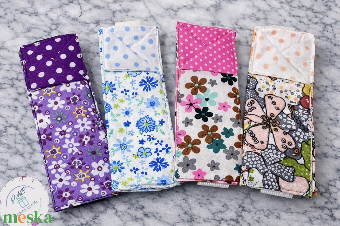 Varrott tolltartó+könyvjelző - otthon & életmód - papír, írószer - tolltartó & ceruzatekercs - Meska.hu