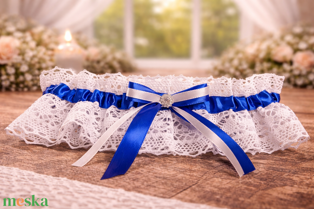 Combcsipke  - esküvő - kiegészítők - harisnyatartó & valami kék - Meska.hu