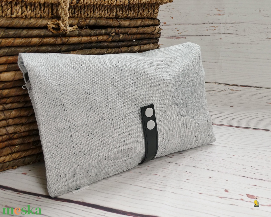Pelenkatartó táska - Simple Grey - táska & tok - pelenkatáska - pelenkatartó tok - Meska.hu Pelenkatartó táska - Simple Grey - táska & tok - pelenkatáska - pelenkatartó tok - Meska.hu