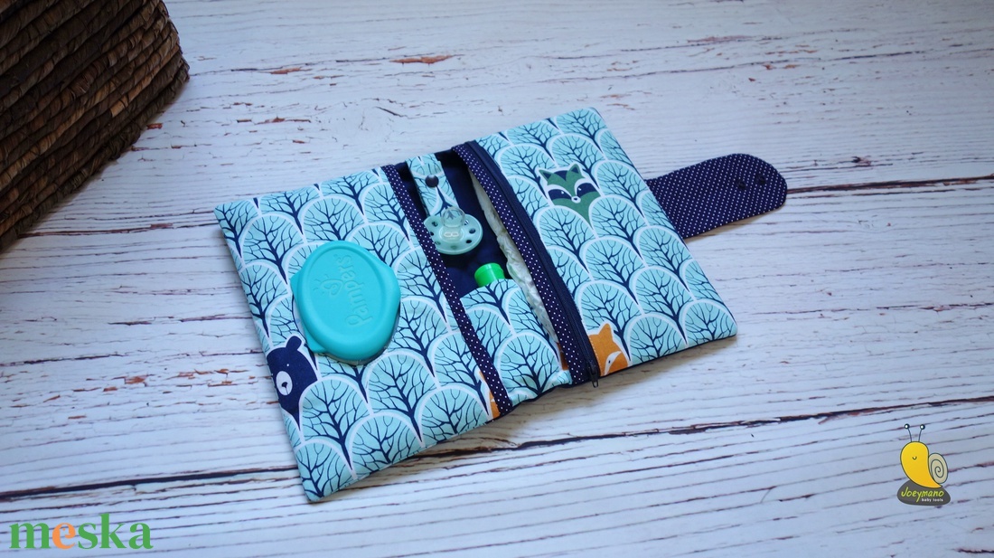 Pelenkázó neszesszer - Menta erdő - táska & tok - pelenkatáska - pelenkatartó tok - Meska.hu