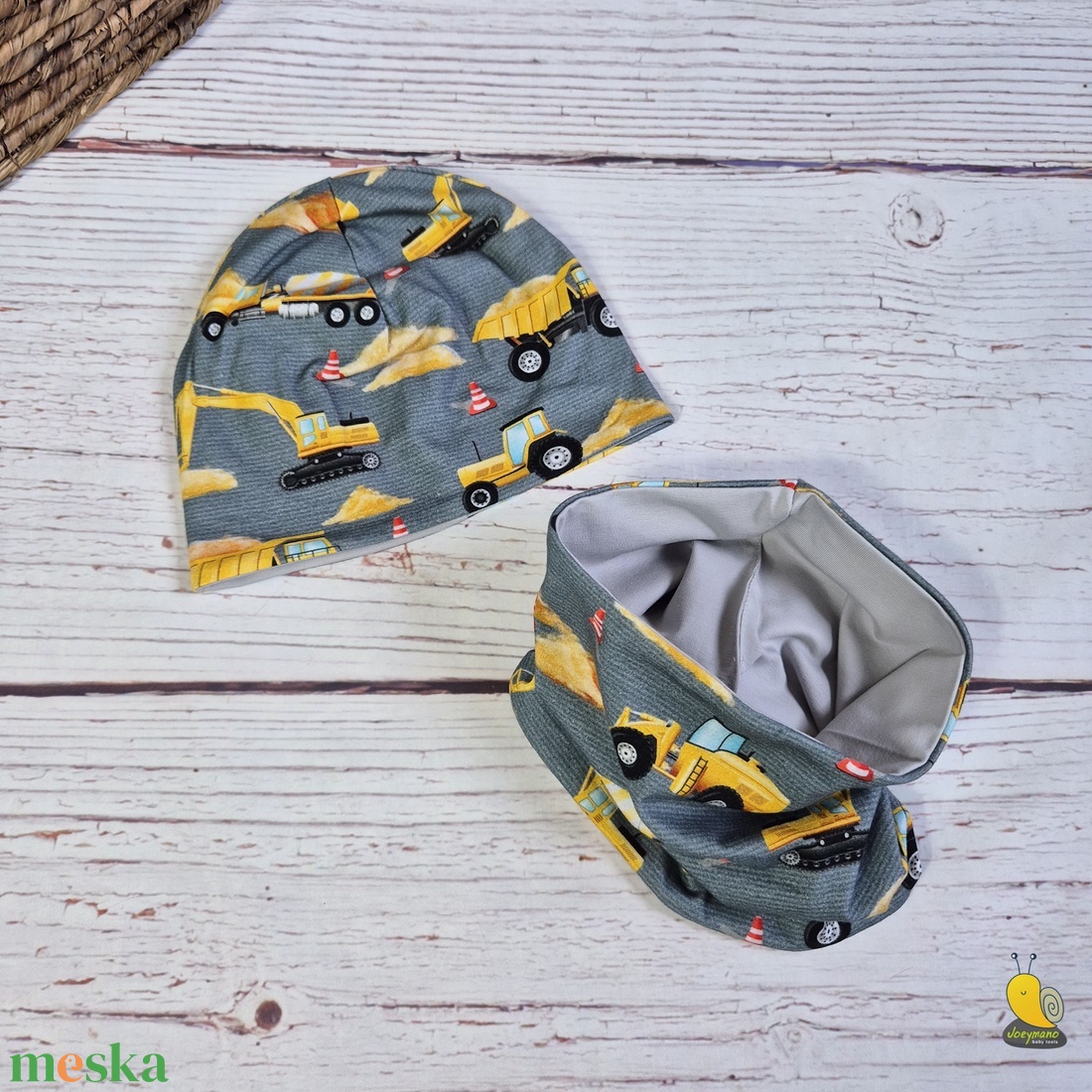 Gyerek sapka - Sál - Szürke munkagépek - ruha & divat - sál, sapka, kendő - sapka & sál szett - Meska.hu