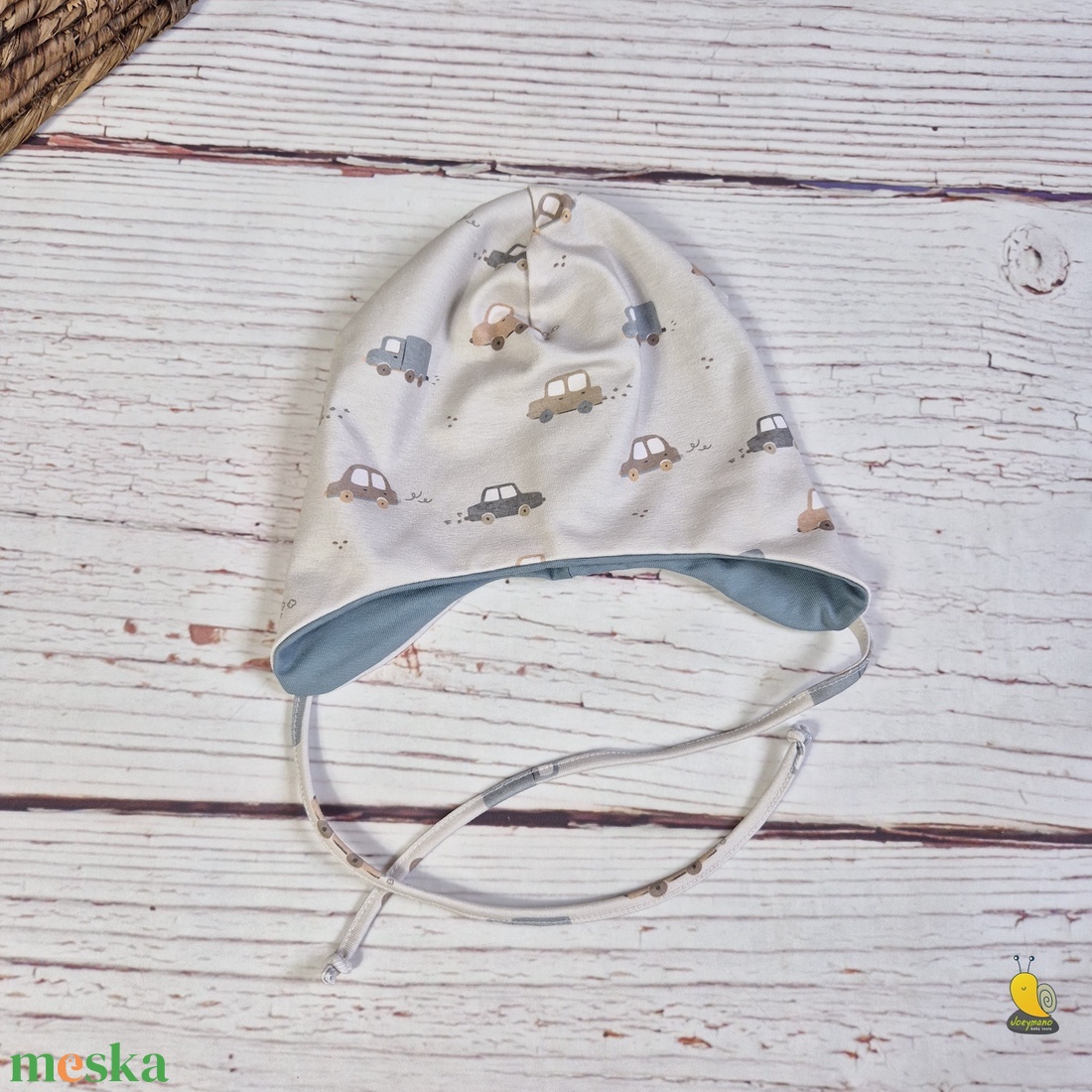Gyerek megkötős sapka - Drapp autók - ruha & divat - sál, sapka, kendő - sapka & sál szett - Meska.hu