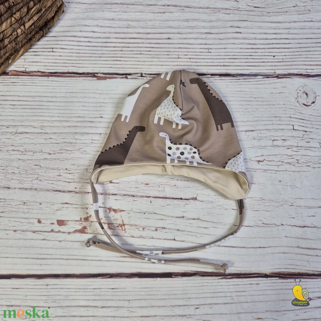 Gyerek megkötős sapka - Barna dino - ruha & divat - sál, sapka, kendő - sapka & sál szett - Meska.hu Gyerek megkötős sapka - Barna dino - ruha & divat - sál, sapka, kendő - sapka & sál szett - Meska.hu