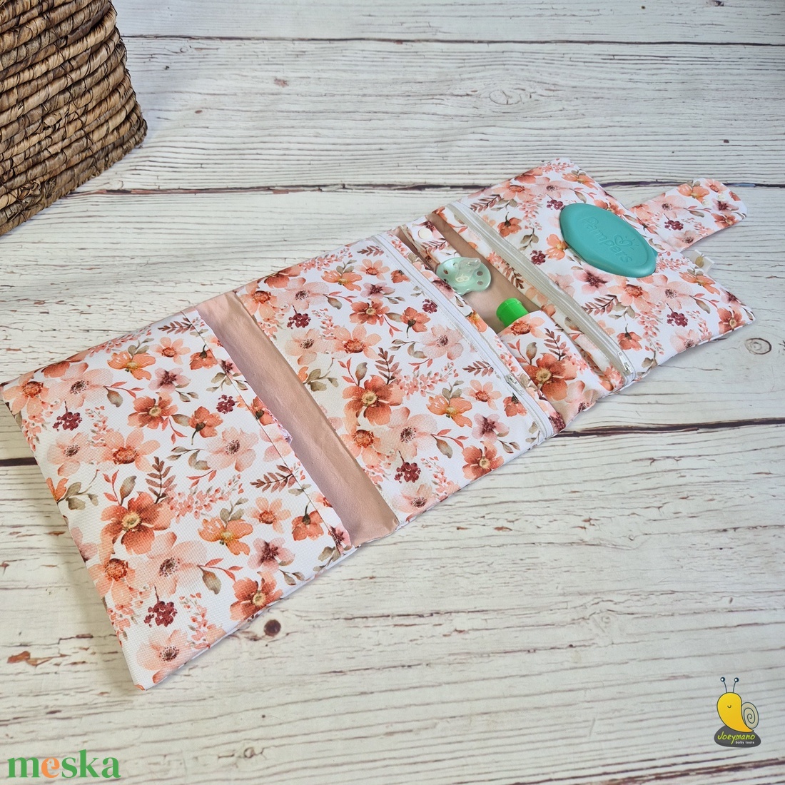 Vízhatlan Maxi pelenkázó neszesszer - Virágzás - baba - mama - pelenkázó, babafürdető kellékek - pelenkázó neszeszer, pelenkatartó - Meska.hu