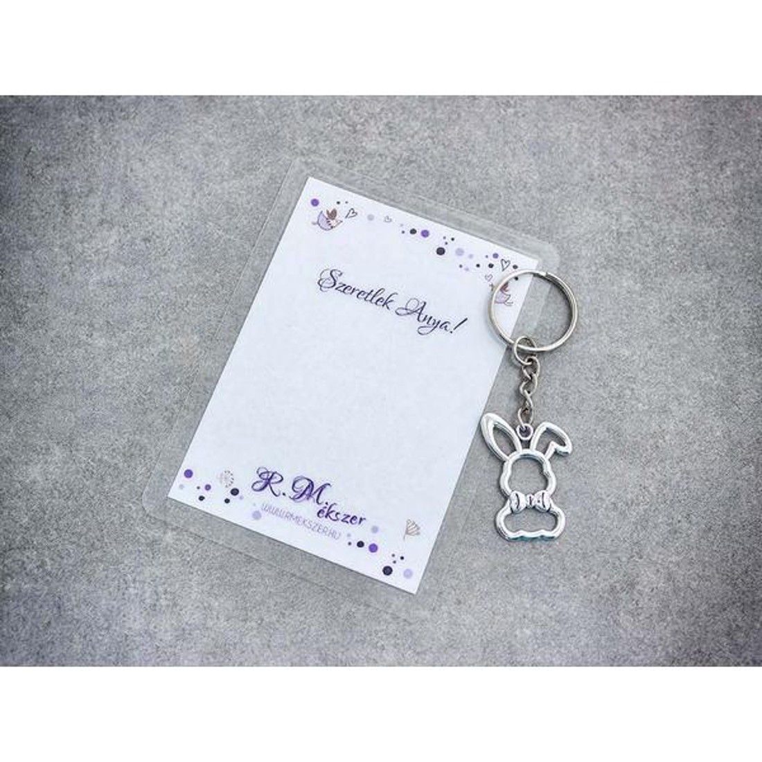 Szeretlek Anya stílusos nyuszi medálos kulcstartó - táska & tok - kulcstartó & táskadísz - kulcstartó - Meska.hu