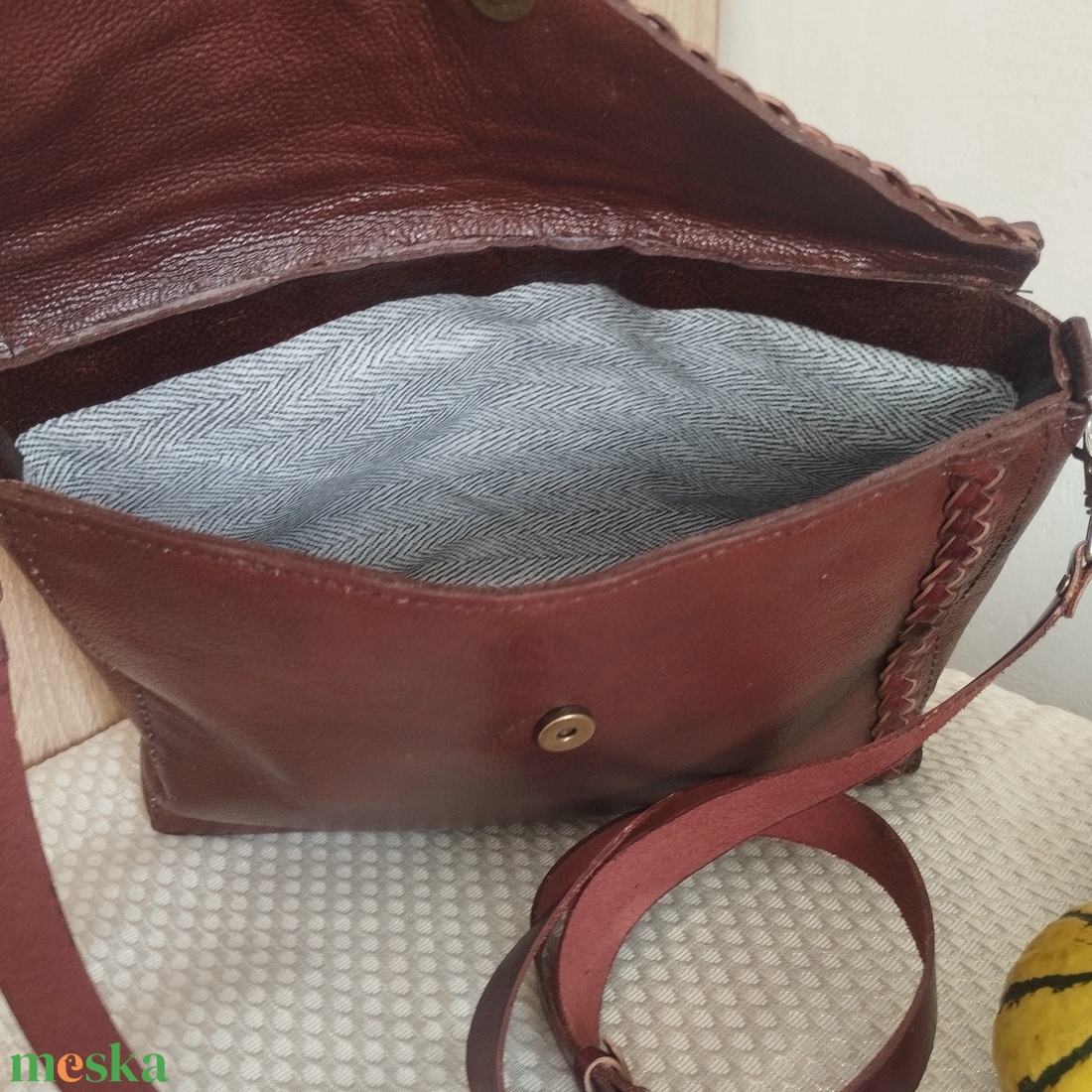 Siena- Barna crossbody táska  - táska & tok - kézitáska & válltáska - vállon átvethető táska - Meska.hu