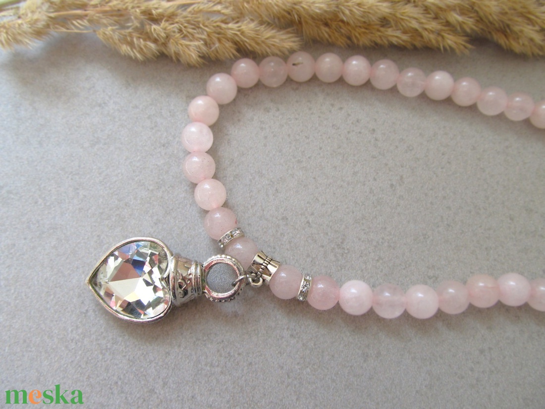 Belső fény Rózsakvarc nyaklánc szív medállal - ékszer - nyaklánc - medálos nyaklánc - Meska.hu