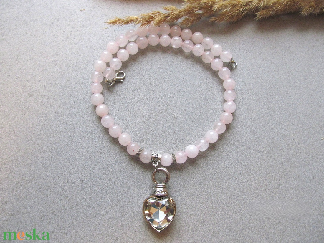 Belső fény Rózsakvarc nyaklánc szív medállal - ékszer - nyaklánc - medálos nyaklánc - Meska.hu