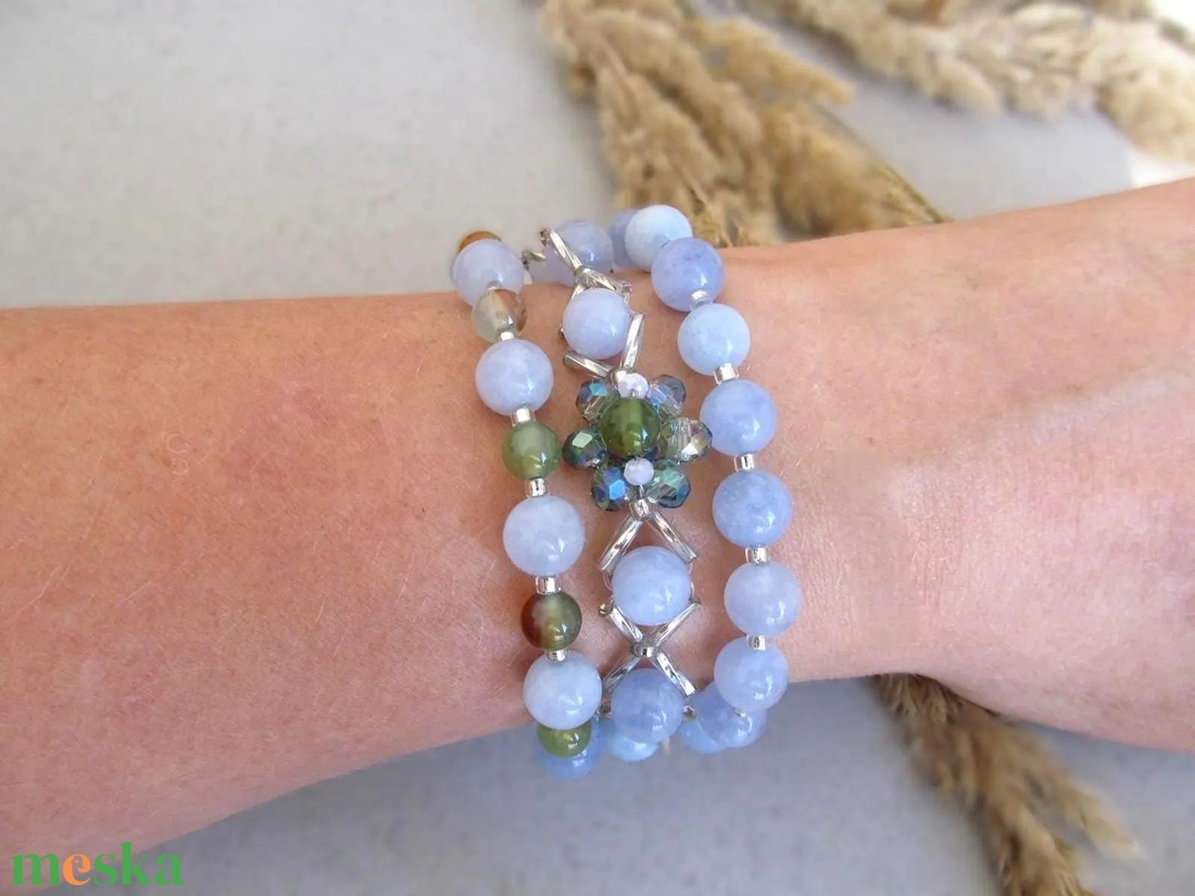  Virágzó harmónia és belső nyugalom akvamarine virágos három részes karkötő szett - ékszer - karkötő - széles karkötő - Meska.hu