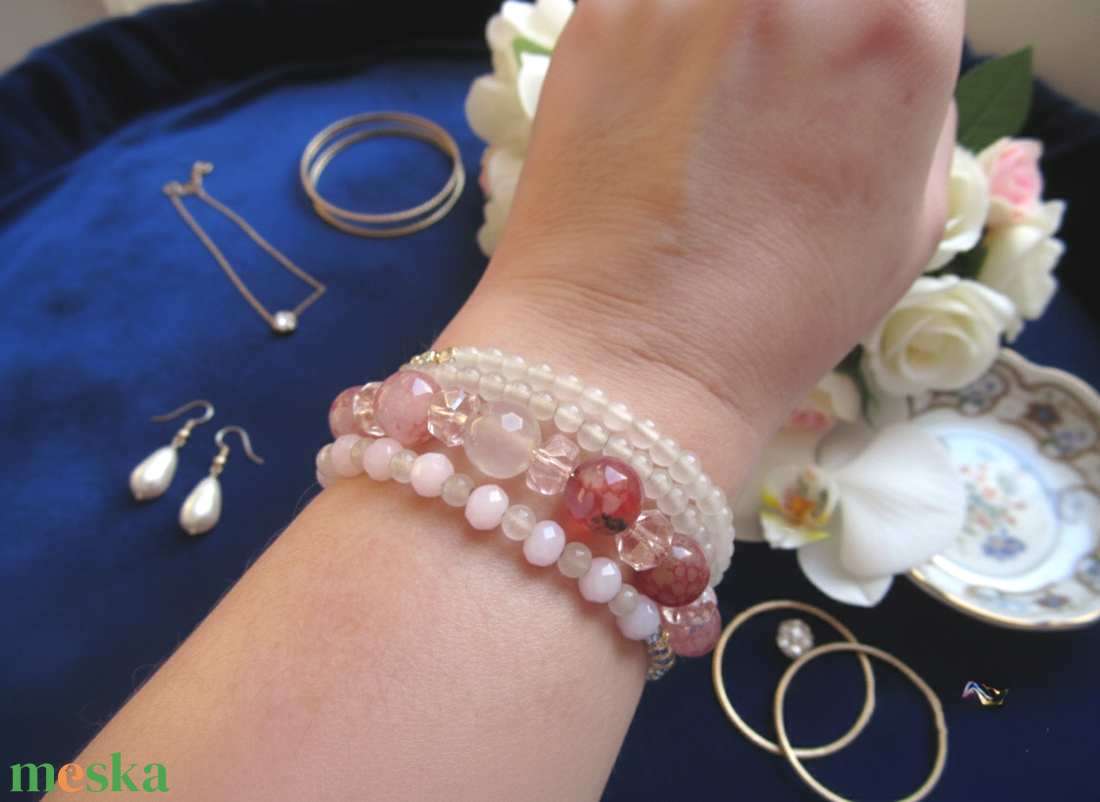 Pasztell Álom Ásvány ékszer Rózsakvarc és Achát Ásvány karkötő Alaktartó karkötő valódi kövekkel - ékszer - karkötő - ásványkarkötő - Meska.hu