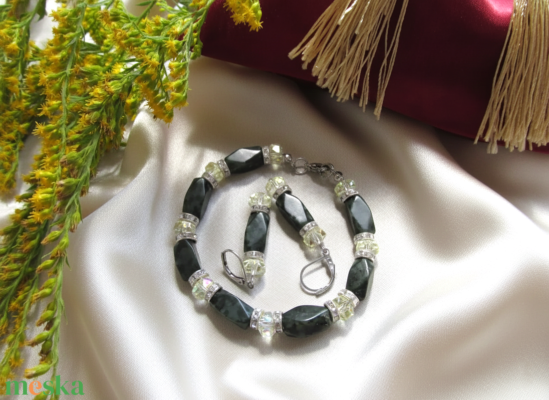 Kézzel készült Jáspis ásvány és Sárga Kristály Ékszerszett � Zöld Ásvány Karkötő és Fülbevaló - ékszer - ékszerszett - Meska.hu