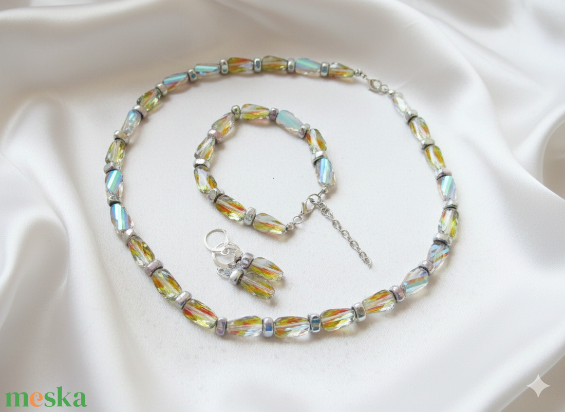 Ragyogó Hematit és Üvegkristály Ékszerszett Nyaklánc, Karkötő és Fülbevaló  Kézzel Készített Elegancia - ékszer - ékszerszett - Meska.hu