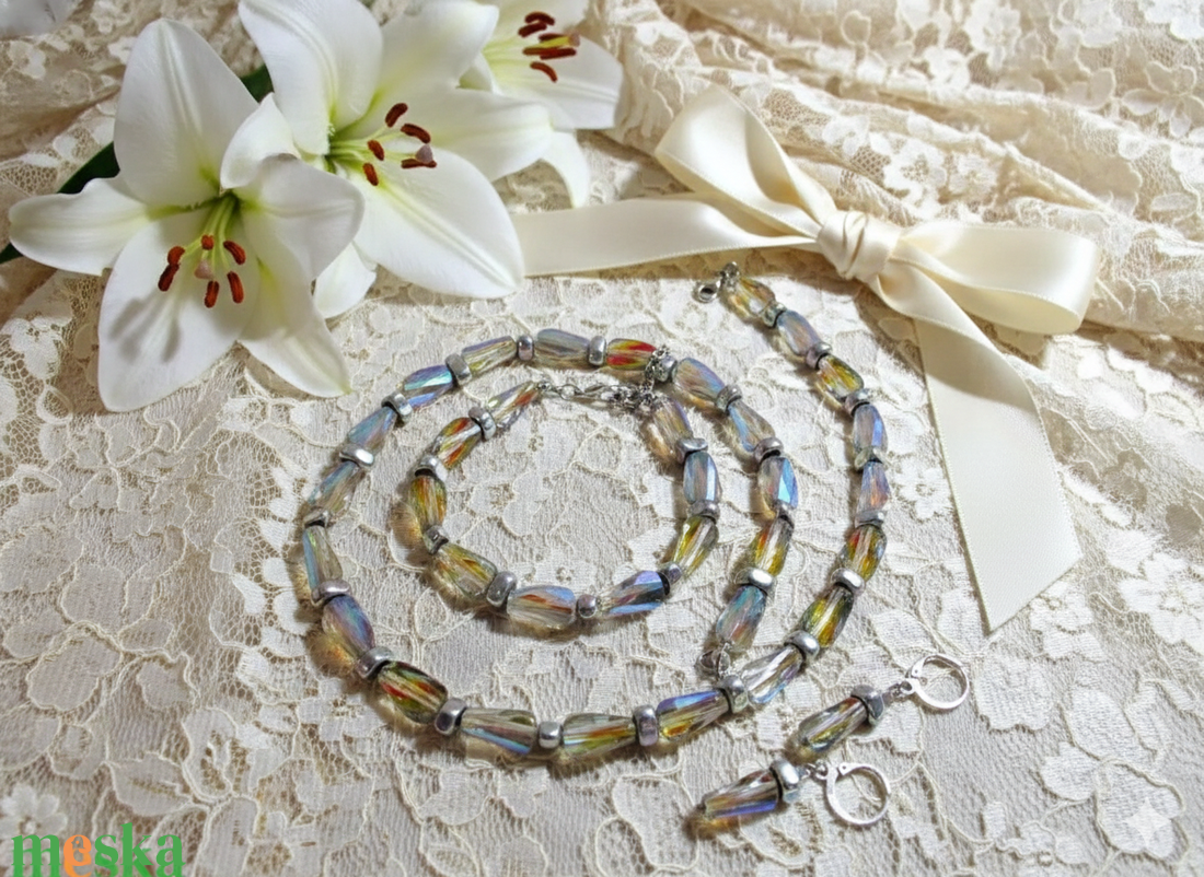 Ragyogó Hematit és Üvegkristály Ékszerszett Nyaklánc, Karkötő és Fülbevaló  Kézzel Készített Elegancia - ékszer - ékszerszett - Meska.hu