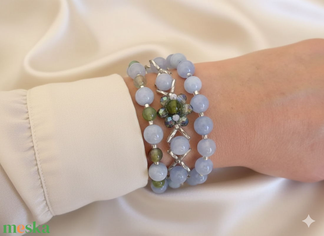  Virágzó harmónia és belső nyugalom akvamarine virágos három részes karkötő szett - ékszer - karkötő - széles karkötő - Meska.hu