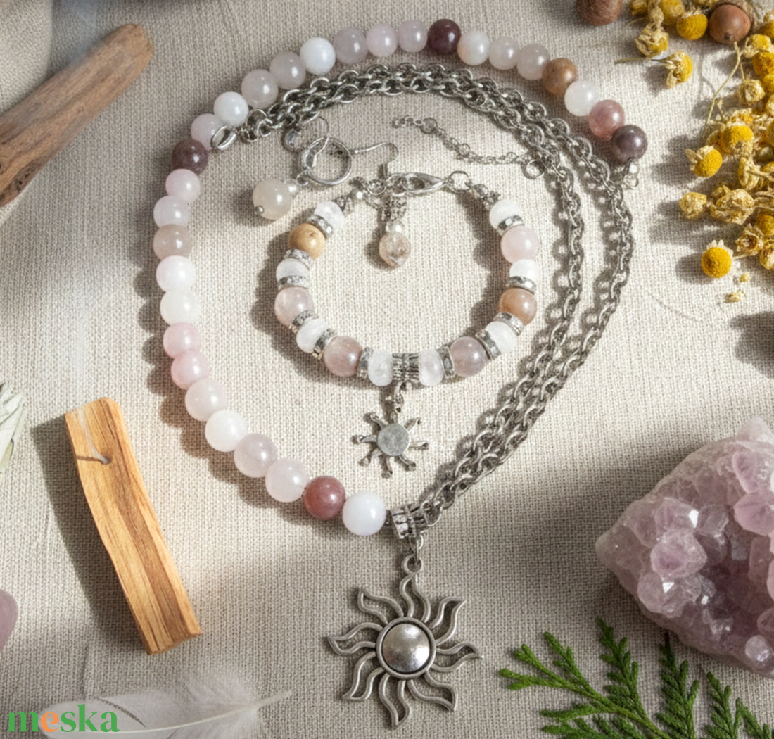 Kvarc ékszerszett � pasztell ásvány nyaklánc, karkötő és fülbevaló napmedállal - ékszer - ékszerszett - Meska.hu