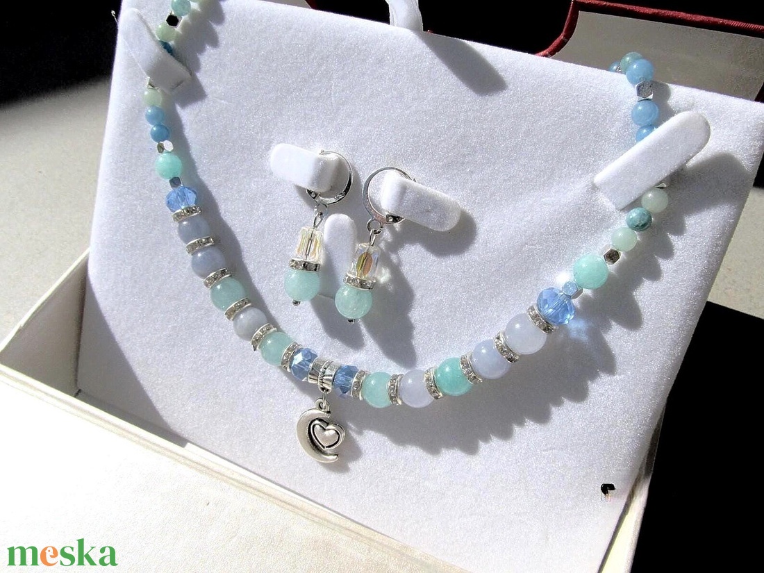 Akvamarin álom � Mesés ékszerszett ezüst fülbevalóval, díszdobozba rejtve - ékszer - ékszerszett - Meska.hu