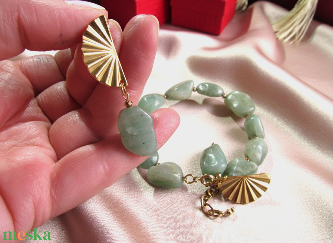 Aventurin ékszerszett arany hematit díszítéssel és nemesacél szerelékekkel-Antiallergén Elegancia - ékszer - ékszerszett - Meska.hu