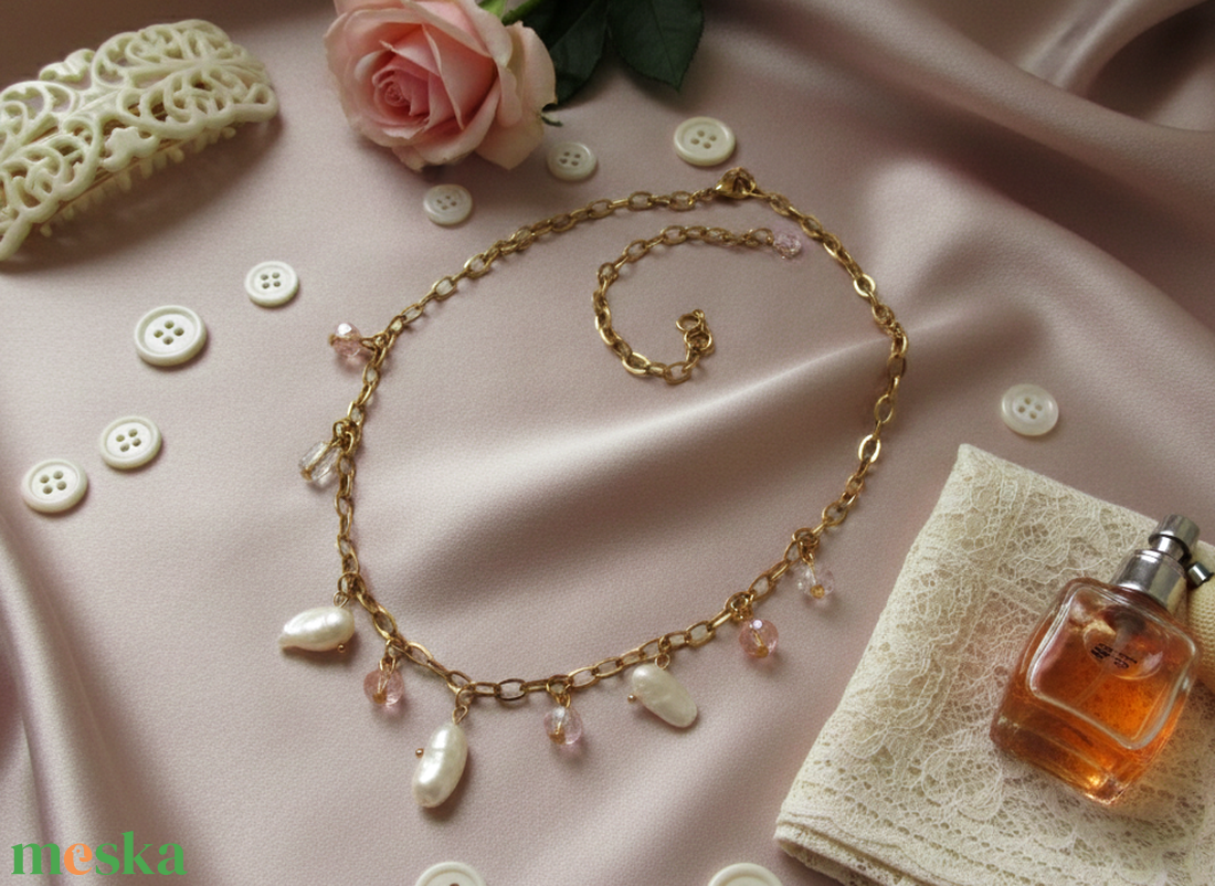 Barokk Gyöngyös és Kristályos Nemesacél Nyaklánc (70 cm) � Elegancia és Variálhatóság - ékszer - nyaklánc - statement nyaklánc - Meska.hu