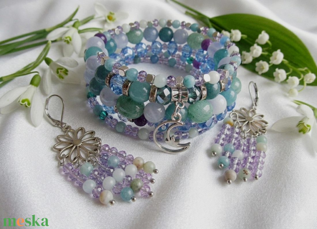 Aventurin, Akvamarin, Ametiszt és Kalcedon � Holdfény Álma 5 soros Memóriadrótos Karkötő és Fülbevaló Szett - ékszer - karkötő - ásványkarkötő - Meska.hu