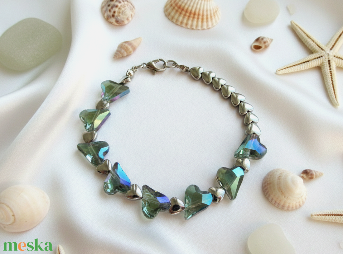 Óceán Kincse  Rugalmas hematit szíves karkötő - ékszer - karkötő - ásványkarkötő - Meska.hu