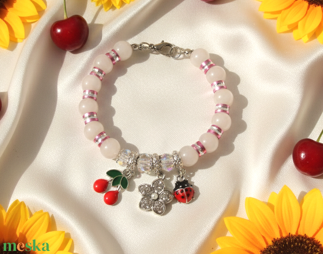 Rózsakvarc karkötő - Cseresznyés Katicás Virágos egyedi ásványékszer - ékszer - karkötő - ásványkarkötő - Meska.hu