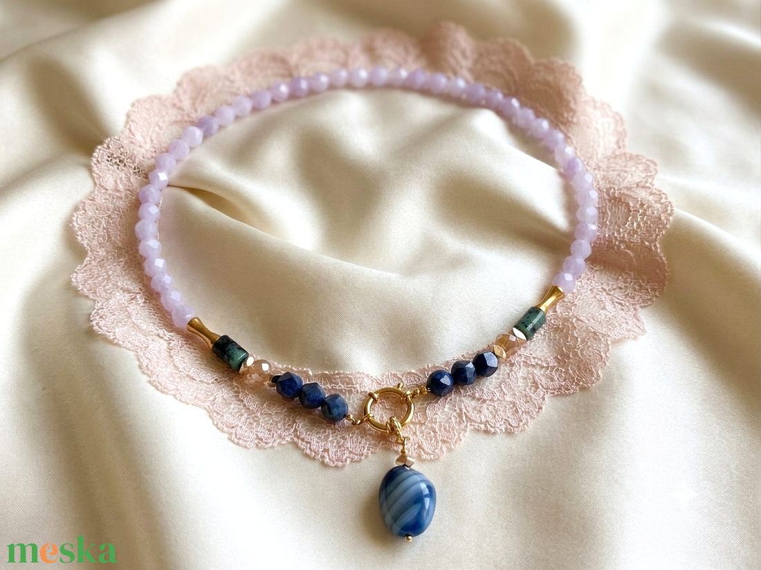  Elegáns és variálható viselet -Angelit Szerenád � Pasztell lila és lapis lazuli luxus nyaklánc - ékszer - nyaklánc - medálos nyaklánc - Meska.hu