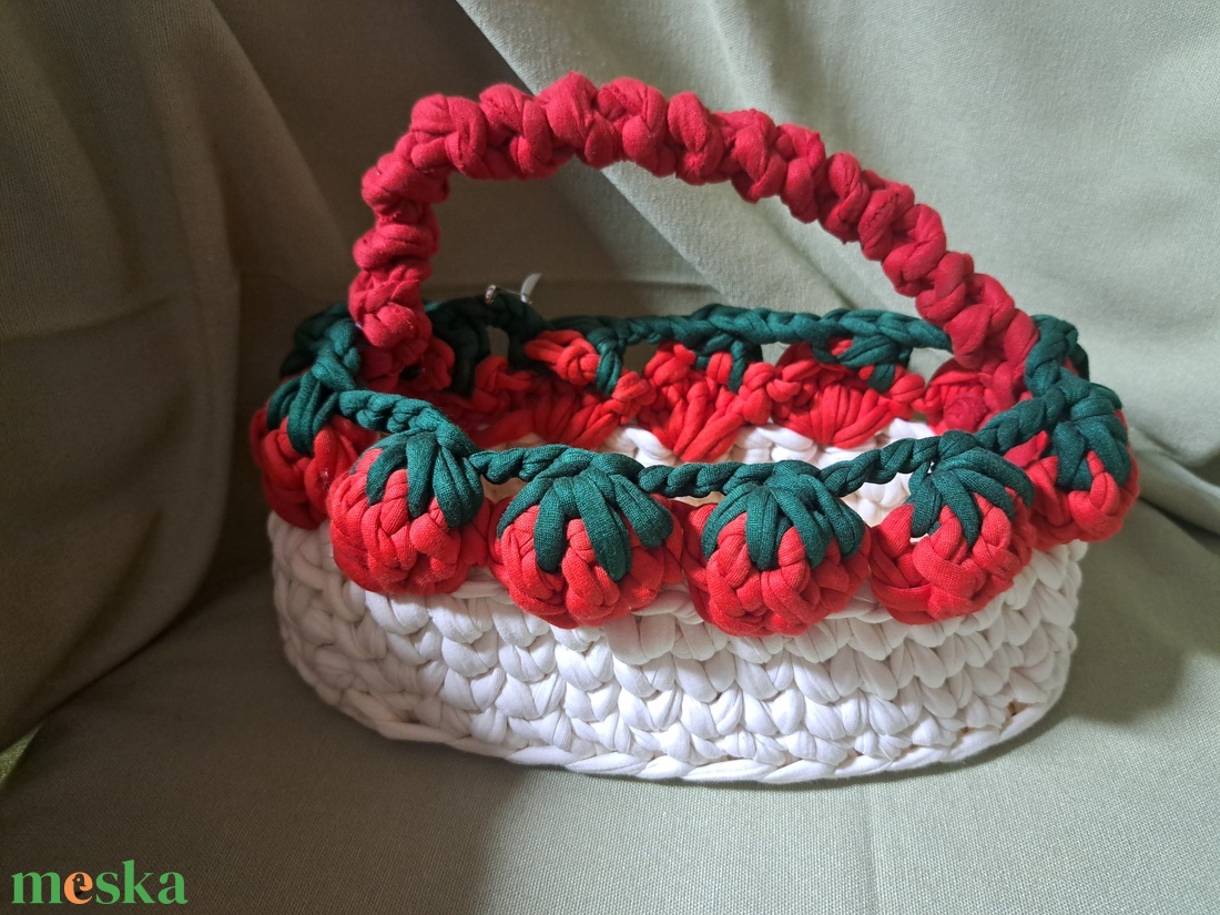 Epres horgolt kosár - otthon & életmód - tárolás & rendszerezés - tárolókosár - Meska.hu