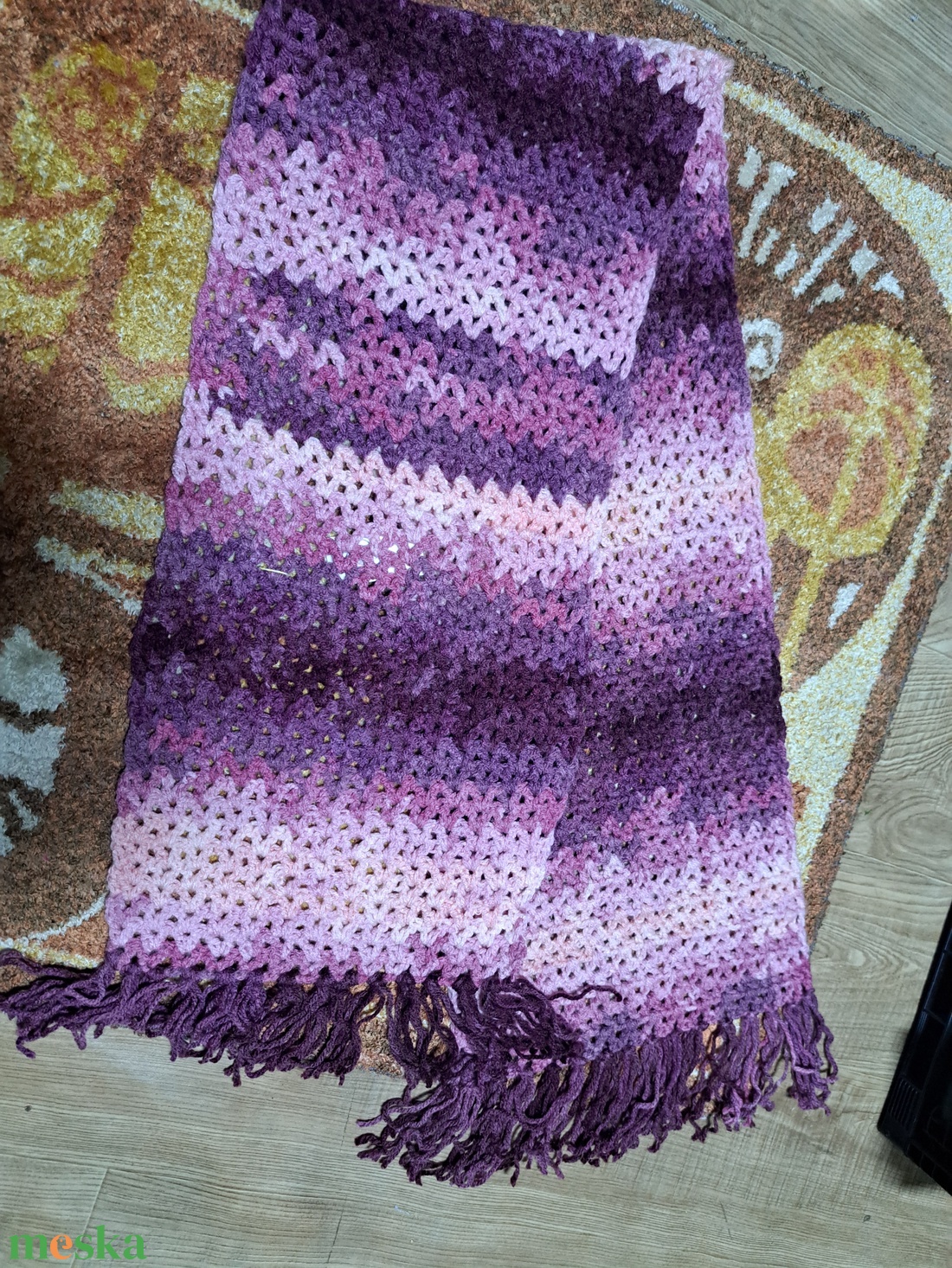 Horgolt sál - ruha & divat - sál, sapka, kendő - vállkendő - Meska.hu