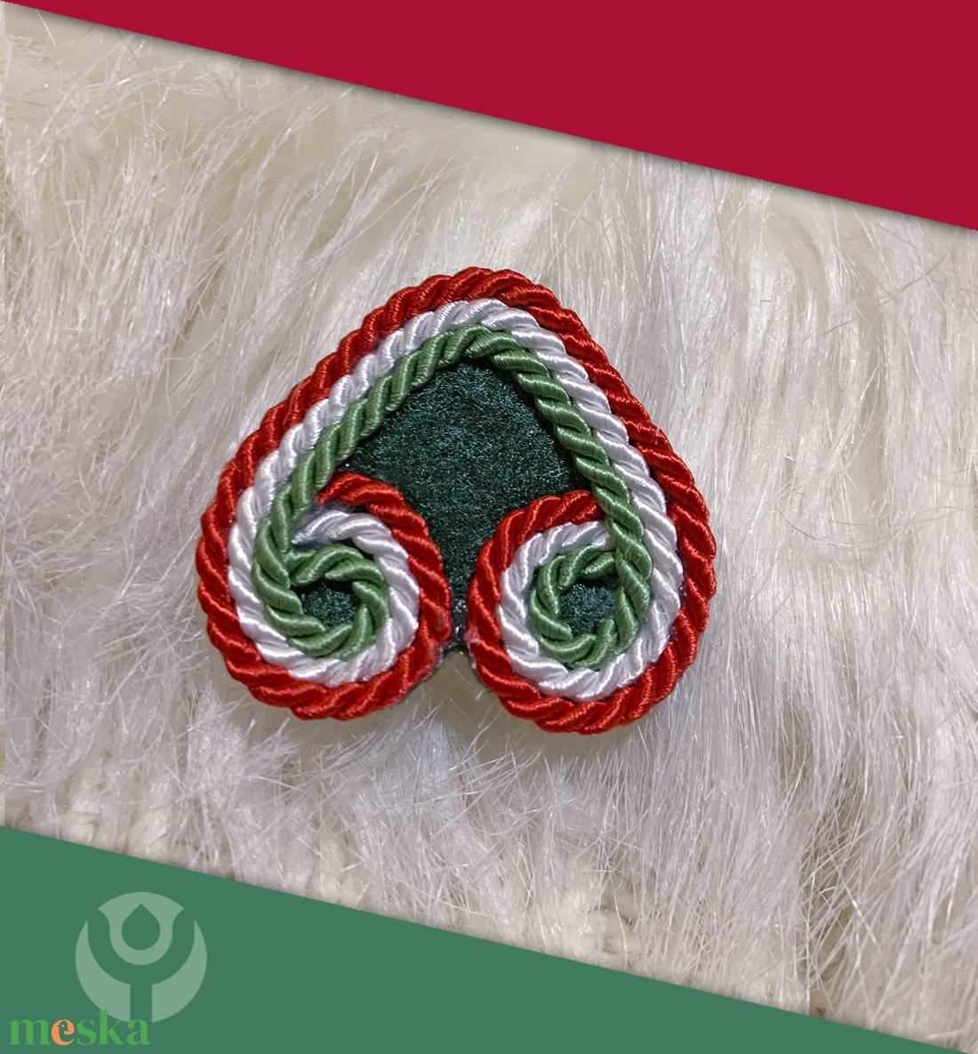 Zsinóros duplacsavar szív kokárda - ékszer - kitűző és bross - kitűző - Meska.hu Zsinóros duplacsavar szív kokárda - ékszer - kitűző és bross - kitűző - Meska.hu