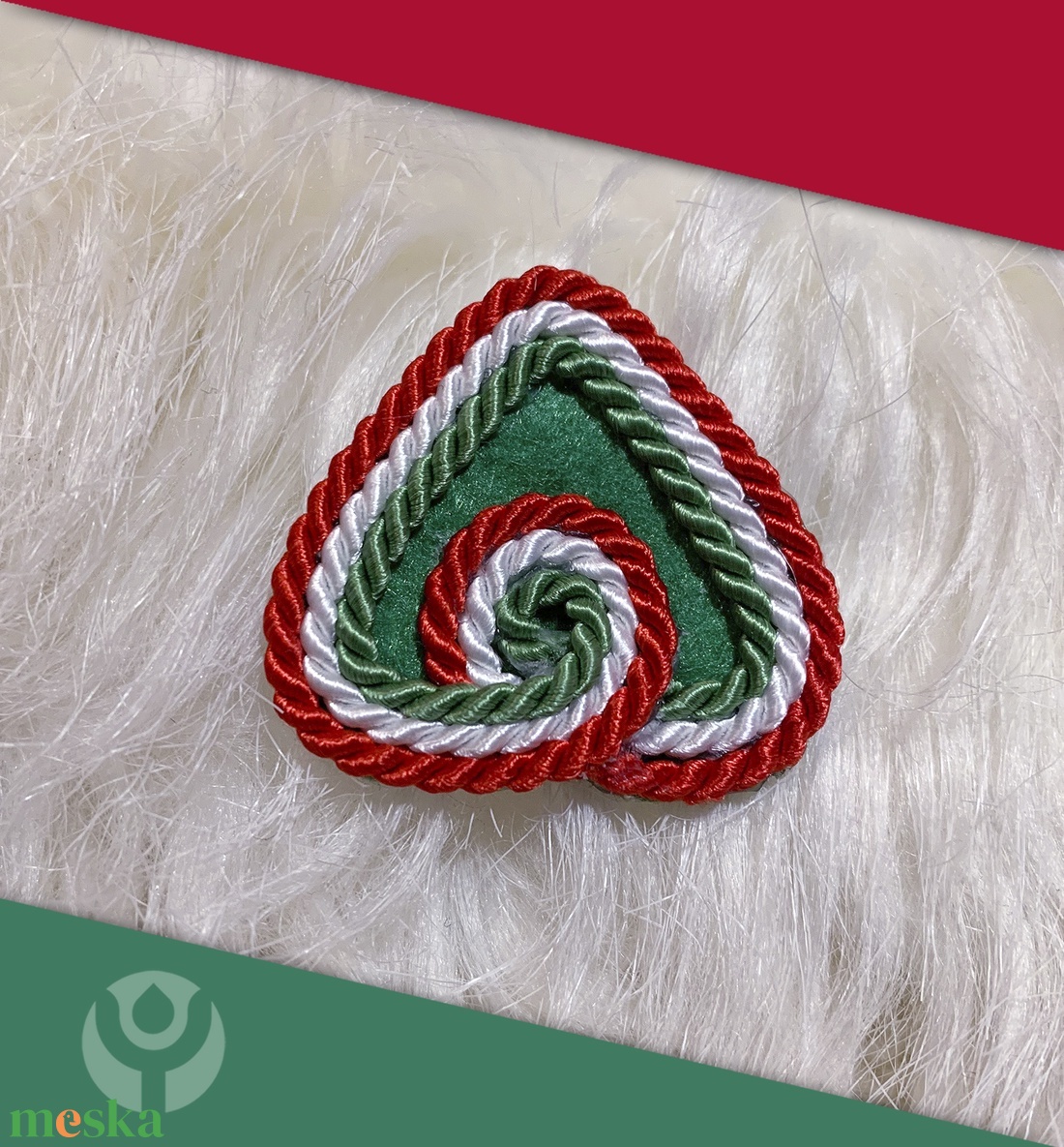 Zsinóros szív kokárda - ékszer - kitűző és bross - kitűző - Meska.hu