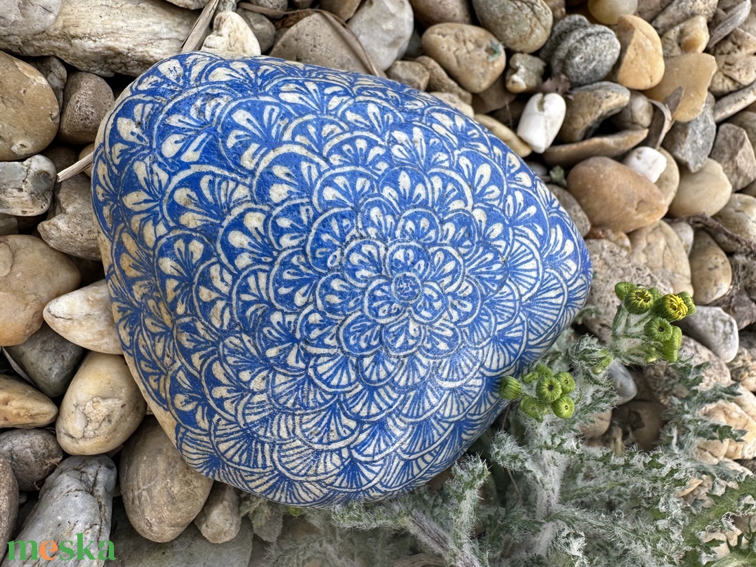 Kék színű Zen kavics - otthon & életmód - dekoráció - asztal és polc dekoráció - kavics & kő - Meska.hu