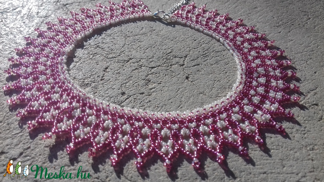 Rózsaszín-kagylófehér gyöngygallér - ékszer - nyaklánc - nyakpánt, gallér - Meska.hu
