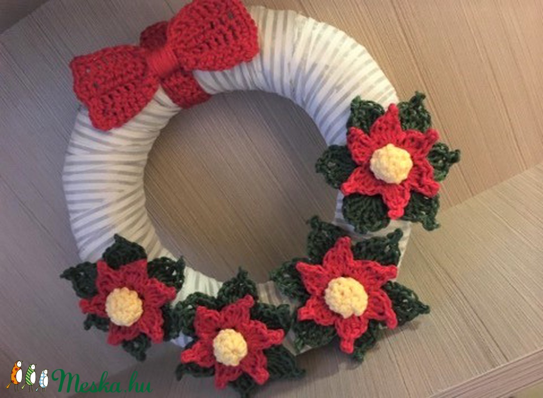 Adventi horgolt mikulásvirág kopogtató - otthon & lakás - dekoráció - ajtódísz & kopogtató - Meska.hu Adventi horgolt mikulásvirág kopogtató - otthon & lakás - dekoráció - ajtódísz & kopogtató - Meska.hu