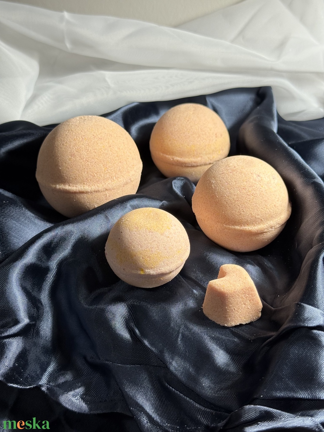 Grapefruit fürdőbomba - szépségápolás - szappan & fürdés - fürdősó, fürdőgolyó, habfürdő - Meska.hu Grapefruit fürdőbomba - szépségápolás - szappan & fürdés - fürdősó, fürdőgolyó, habfürdő - Meska.hu