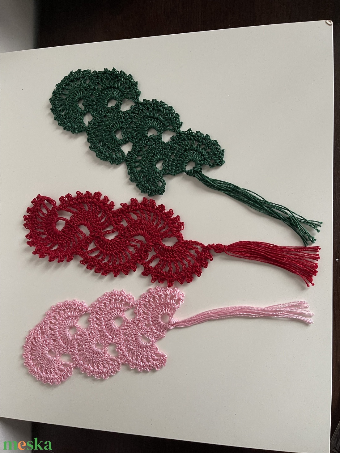 Fenyőzöld könyvjelző - könyv & zene - könyvjelző - Meska.hu