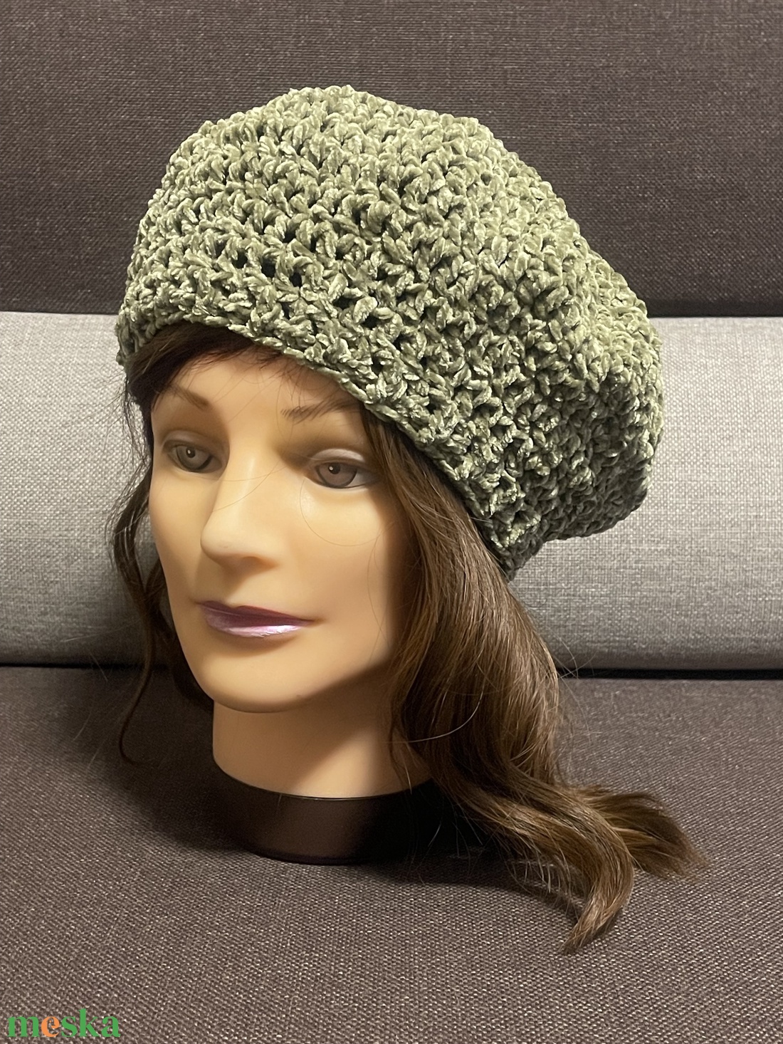 Olajzöld zsenília barett - ruha & divat - sál, sapka, kendő - sapka - Meska.hu