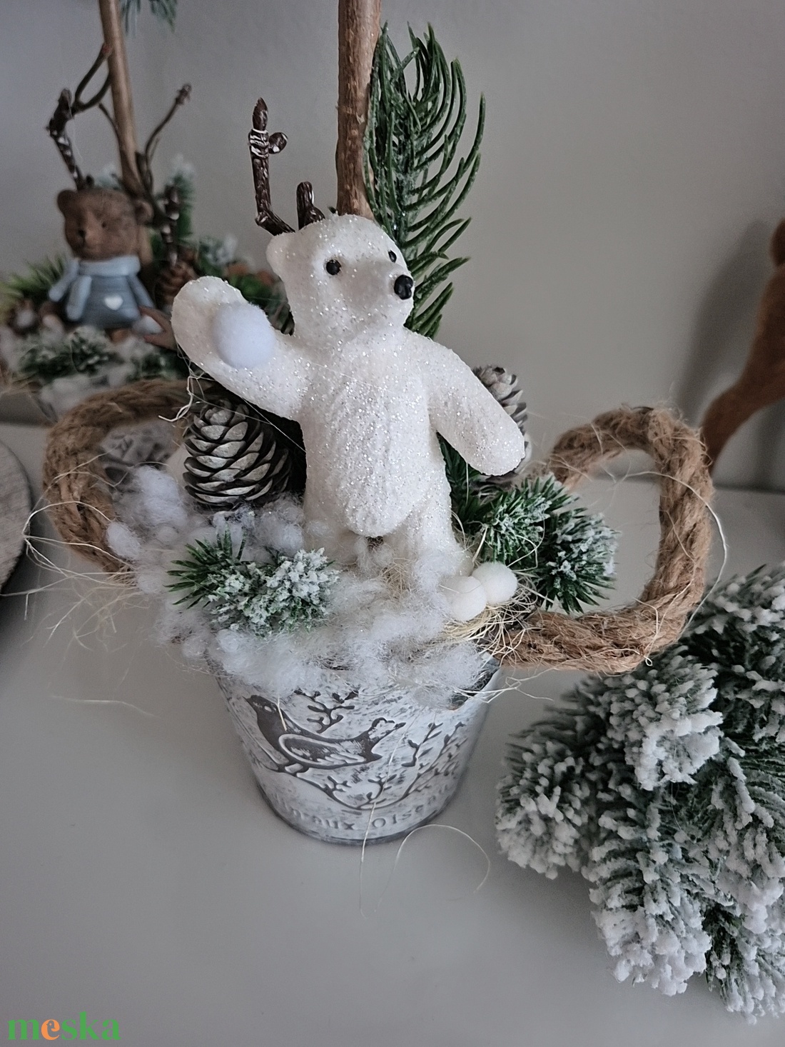 Fenyőfa dekoráció  - karácsony - karácsonyi lakásdekoráció - karácsonyfa szoknya, karácsonyfa alátét - Meska.hu